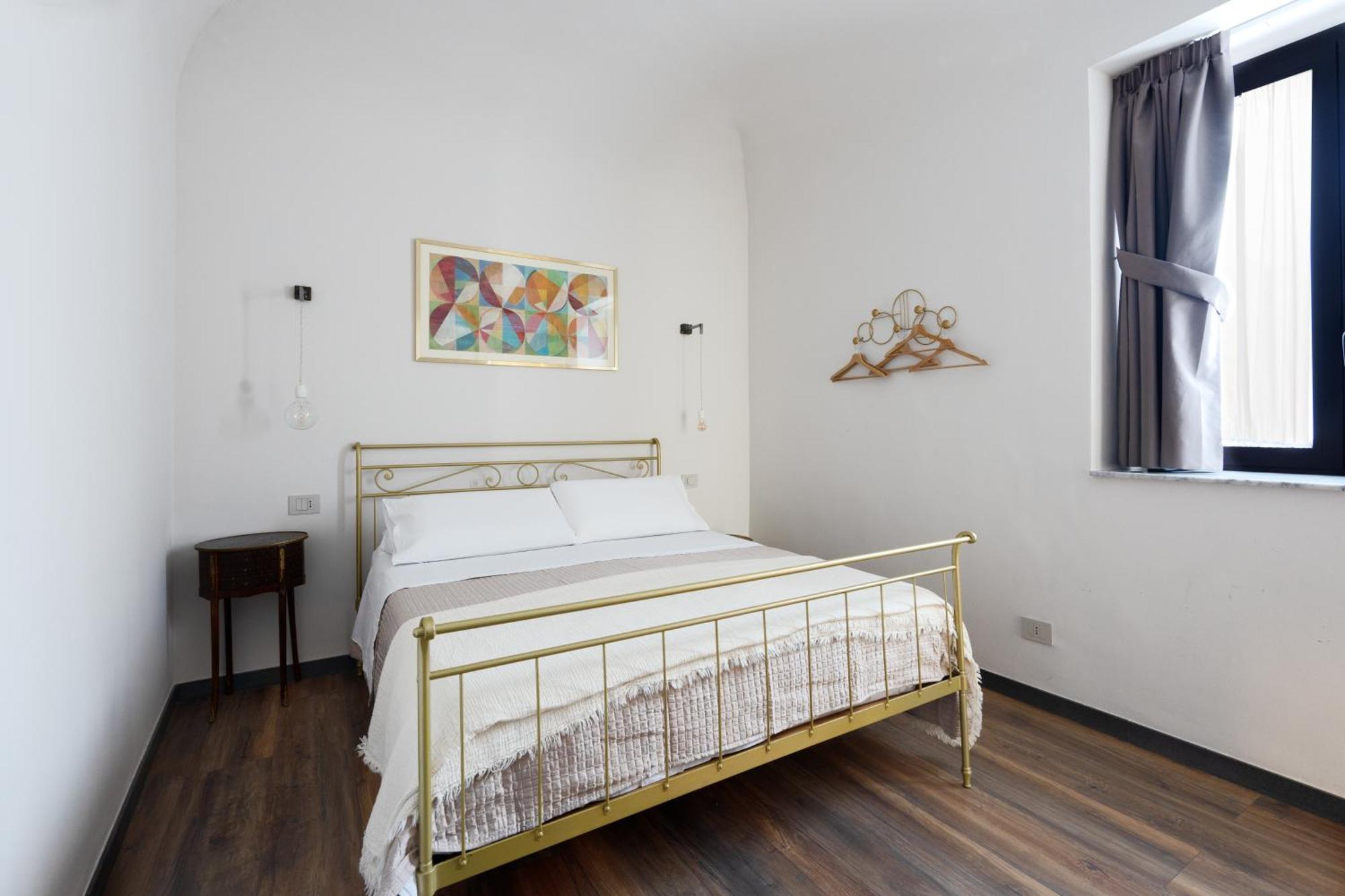 Holiday Lux Boutique Room Катания Экстерьер фото