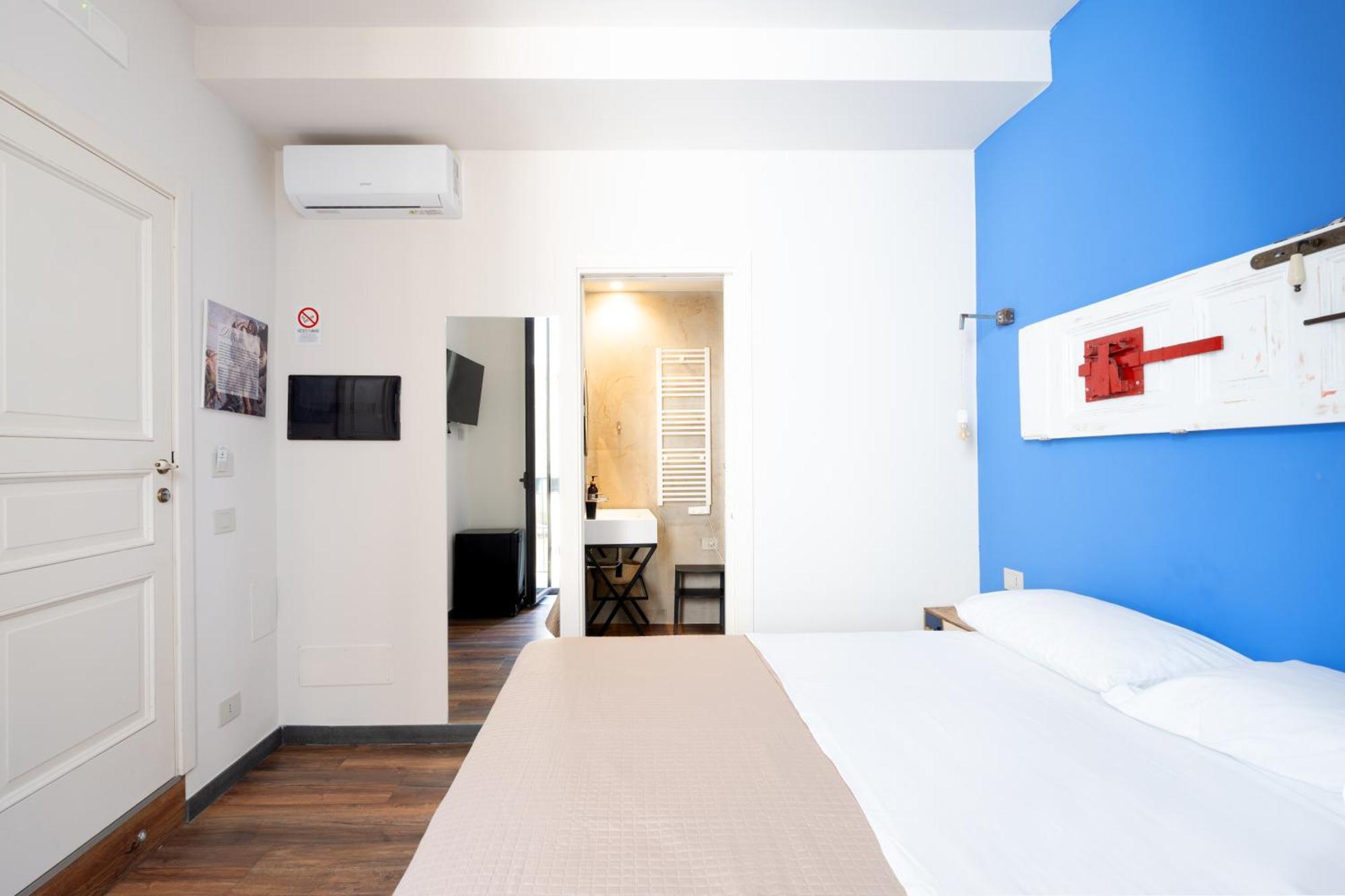 Holiday Lux Boutique Room Катания Экстерьер фото